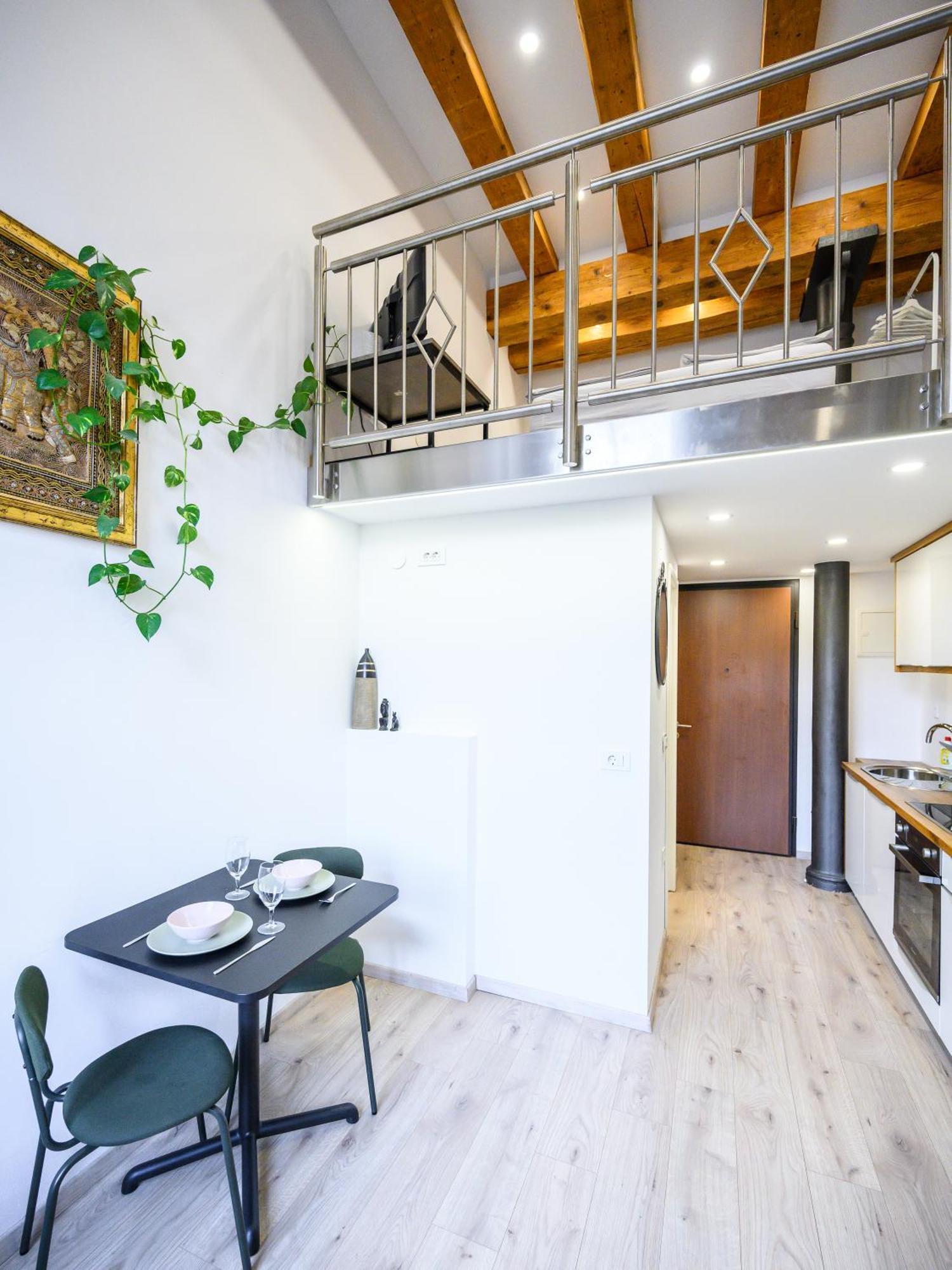 The Lovely Loft *