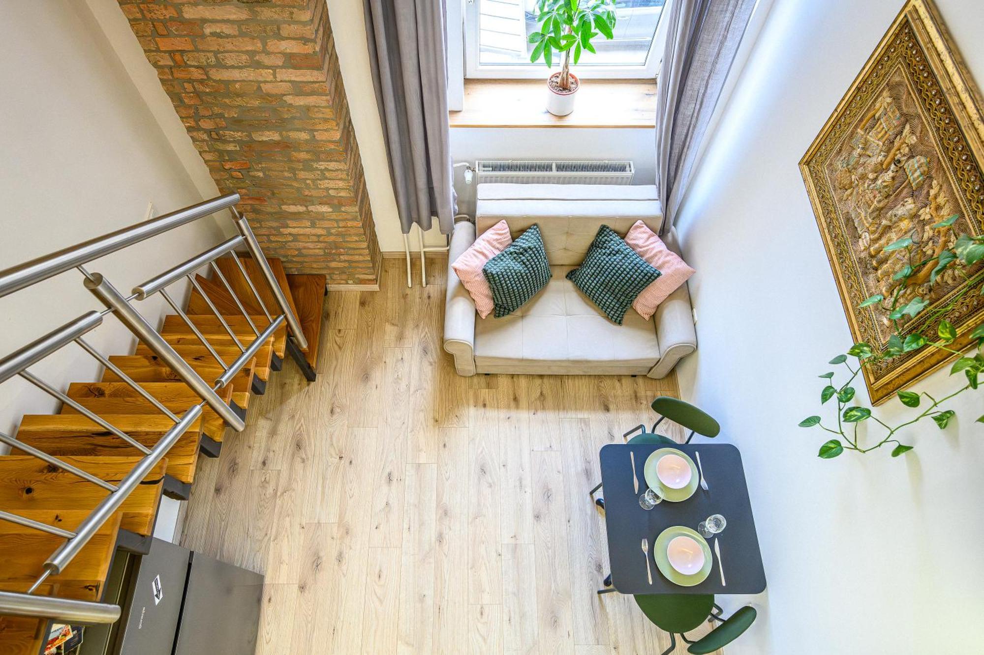 The Lovely Loft Apartment